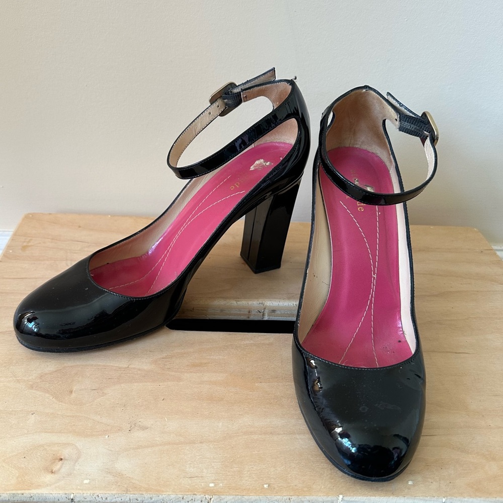 Kate Spade black patent heels